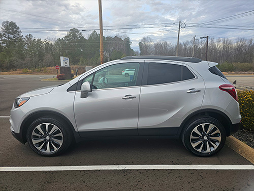 2021 Buick Encore Photo 1